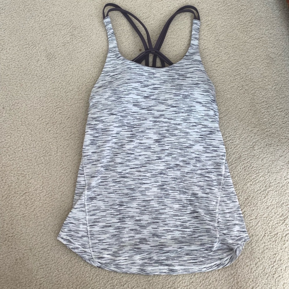 Lululemon Tank Size 6!
